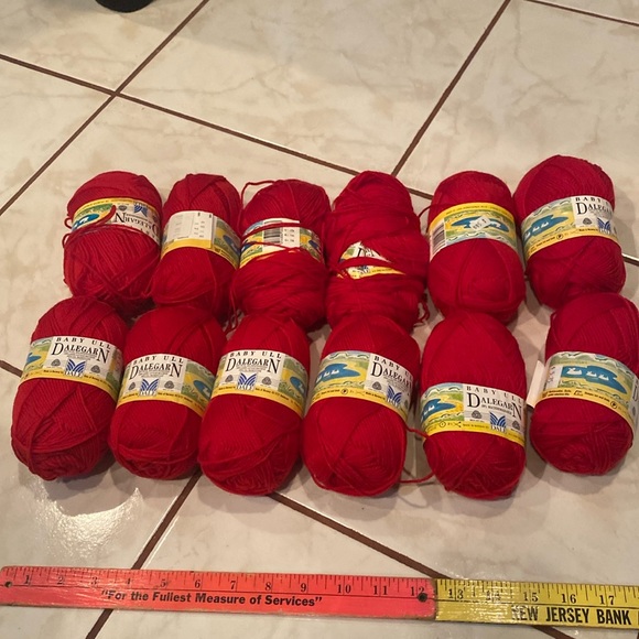 New & Vintage Dalegarn 12 Skeins Baby Ull 100% Wool